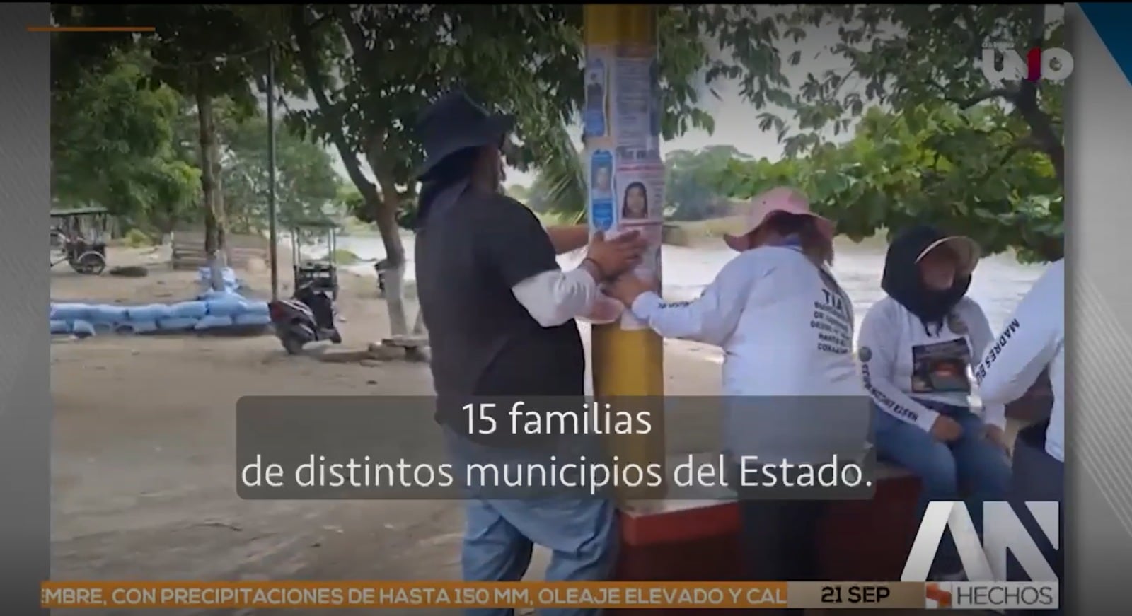 ¡Lucha sin descanso! Madres buscadoras realizan pega de fichas en Suchiate y cruzan a Guatemala en busca de sus desaparecidos