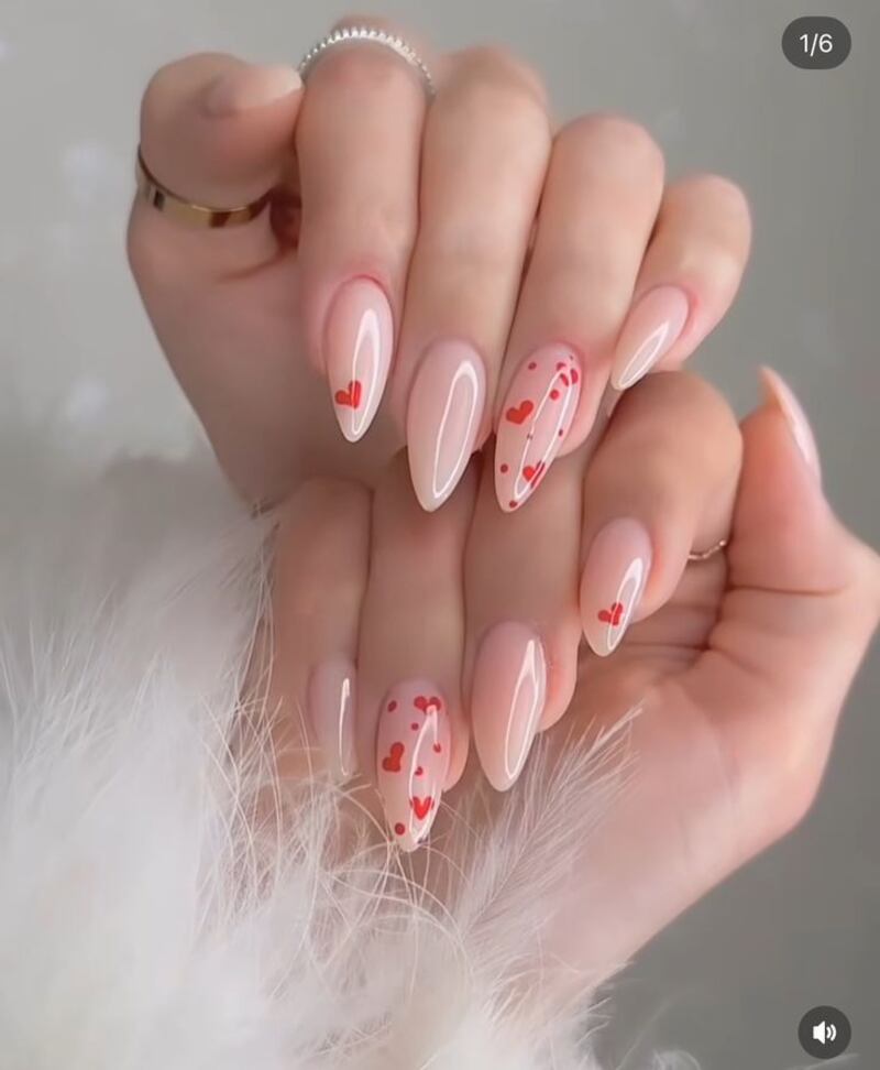 Diseño de uñas para San Valentín 2025 (4)