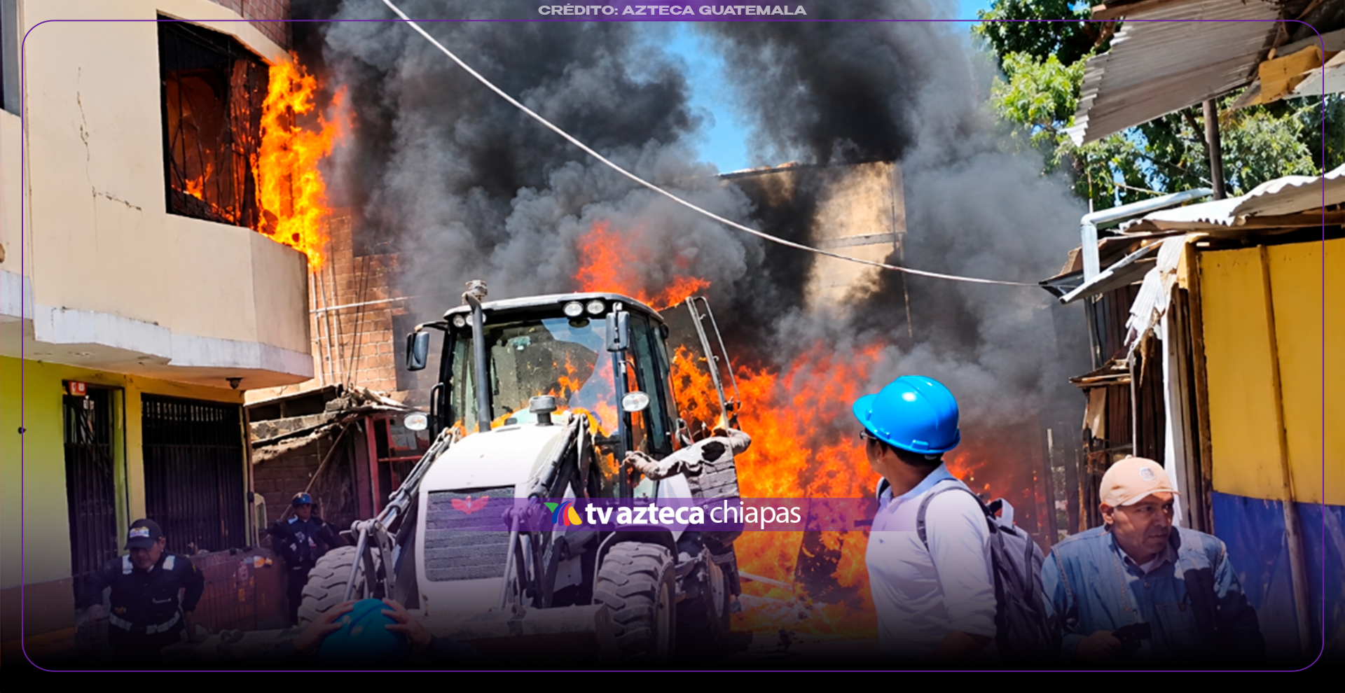 VIDEO: Les arrojan gasolina y prenden fuego a trabajadores del Ayuntamiento durante un desalojo en Huancayo
