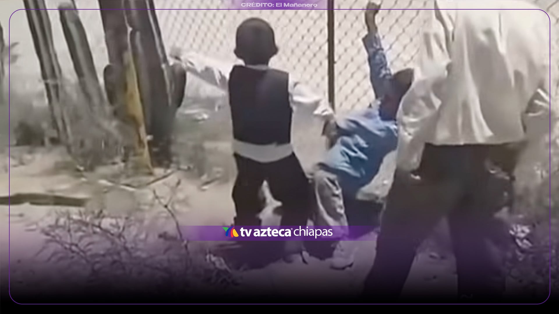 VÍDEO ¡Tocaron una malla ‘vieja’ y quedaron pegados! Dos niños sufren descarga eléctrica 